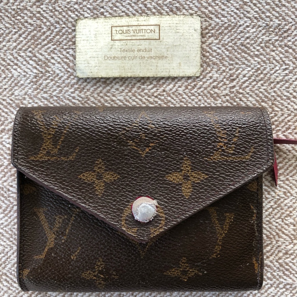 COPY - LOUIS VUITTON Viclorine Wallet